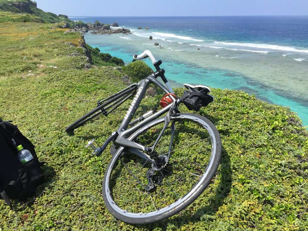自転車と海