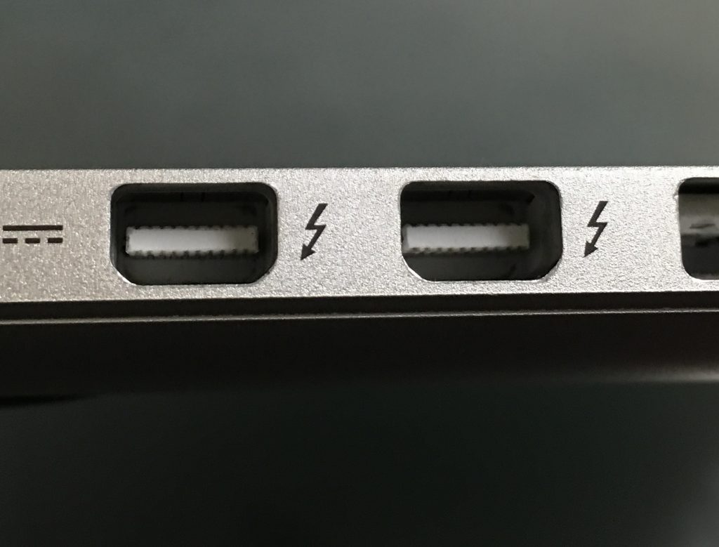 Mini Displayport(Thunderbolt)-DVIアダプタ8