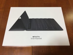 Apple 10.5インチiPad Pro用 スマートキーボード1