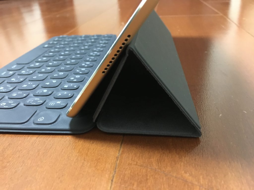 Apple 10.5インチiPad Pro用 スマートキーボード5