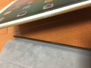 Apple 10.5インチiPad Pro用 スマートキーボード9