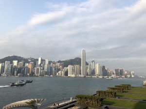 インターコンチネンタル香港のバルコニーからの景色