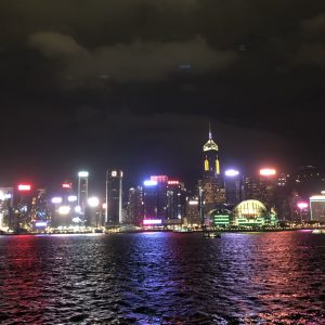 インターコンチネンタル香港のバルコニーからの夜景