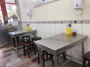 高雄旅行記6日間の3~4日目【2019年5月】正家焼肉飯の店内