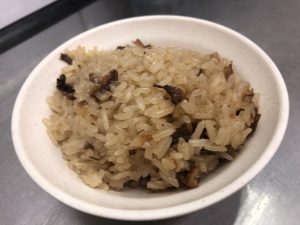 饒河街観光夜市の油飯